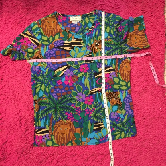 🐅 Vintage Lion and cubs tropical print top by Spenser Jeremy - Picture 4 of 8